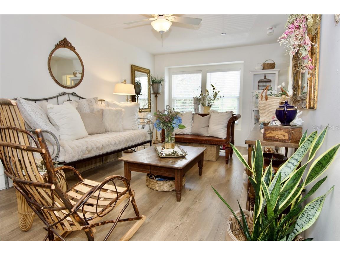 7329 Black Walnut Way Lakewood Ranch FL 34202 A4659823 image4