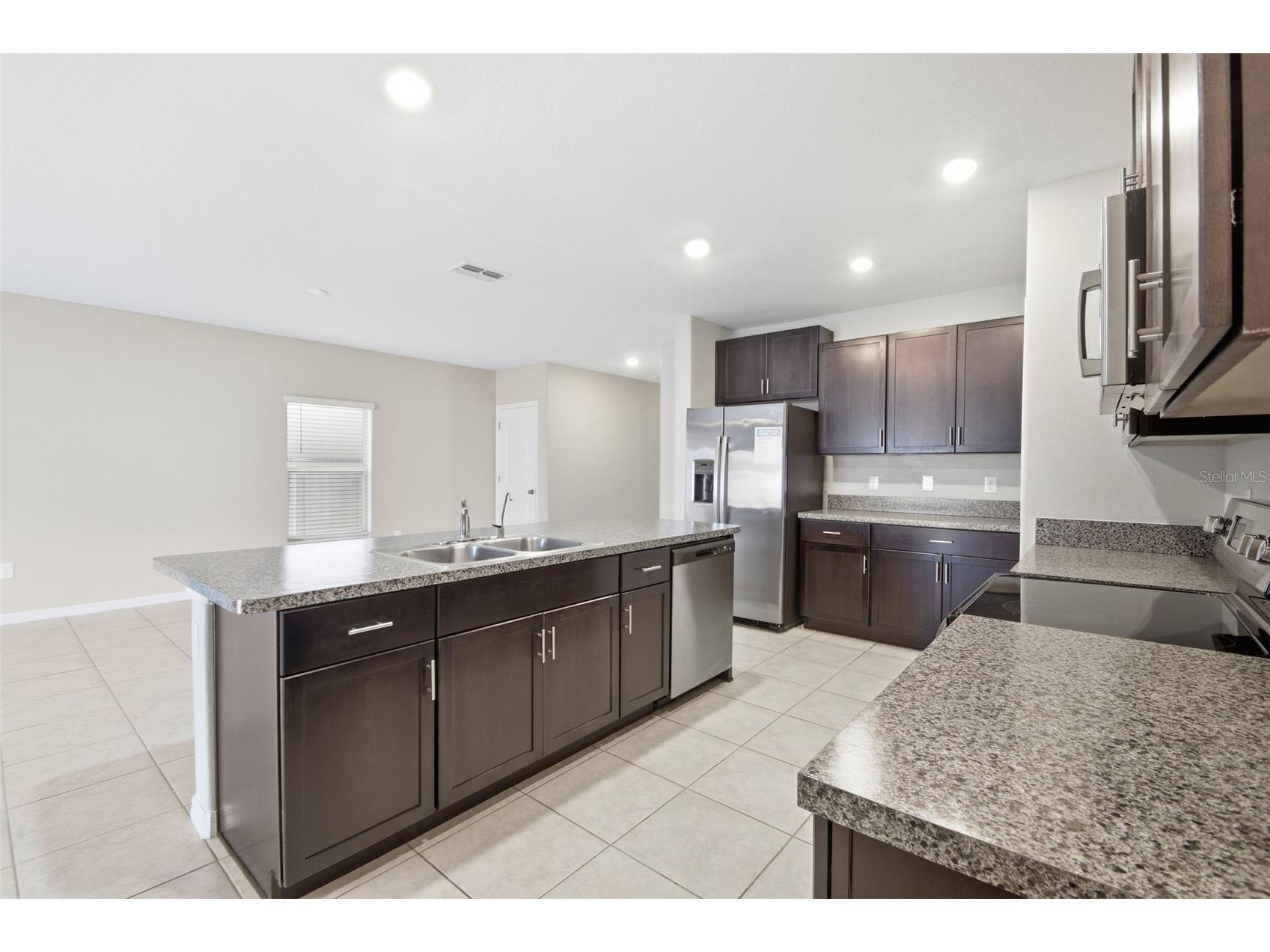 7329 Canterbury Bells Court Tampa FL 33619 O6406572 image22