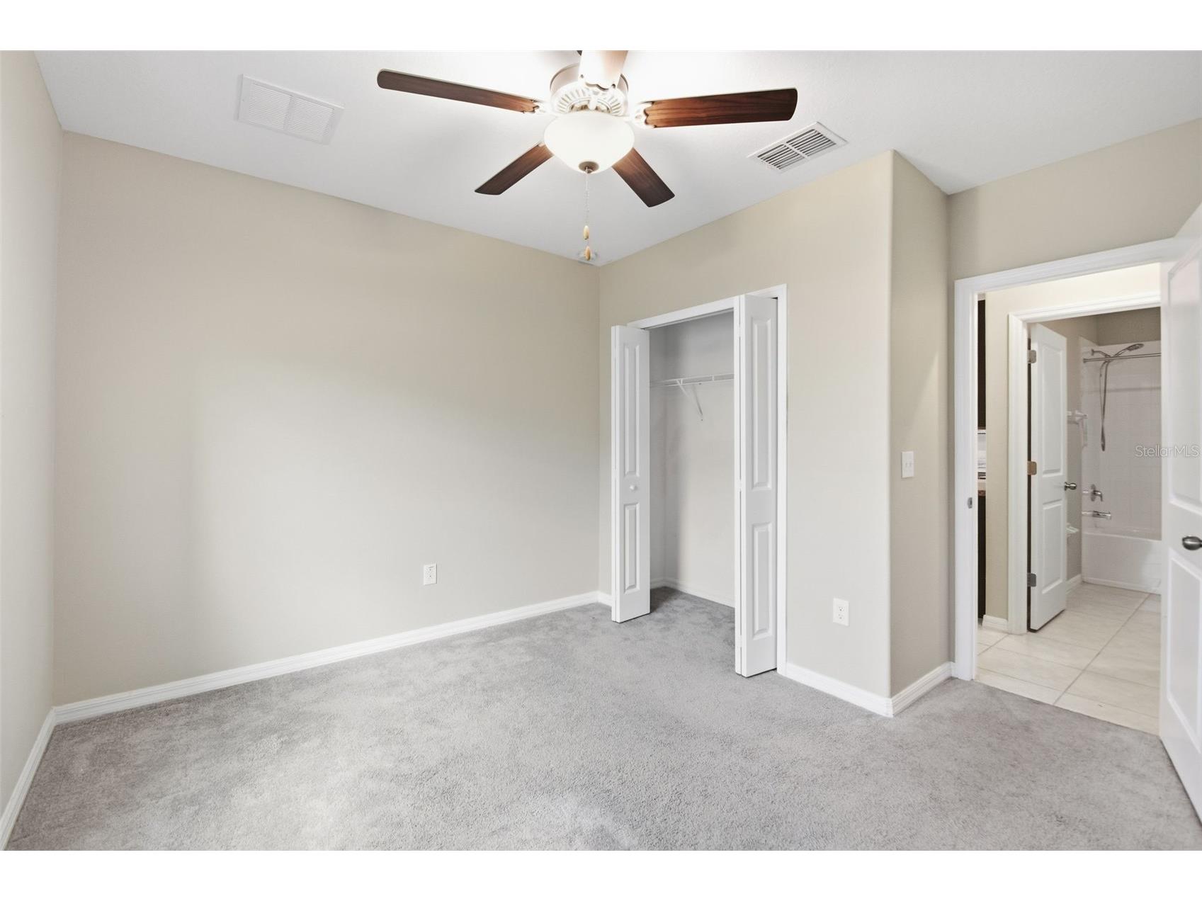 7329 Canterbury Bells Court Tampa FL 33619 O6406572 image47