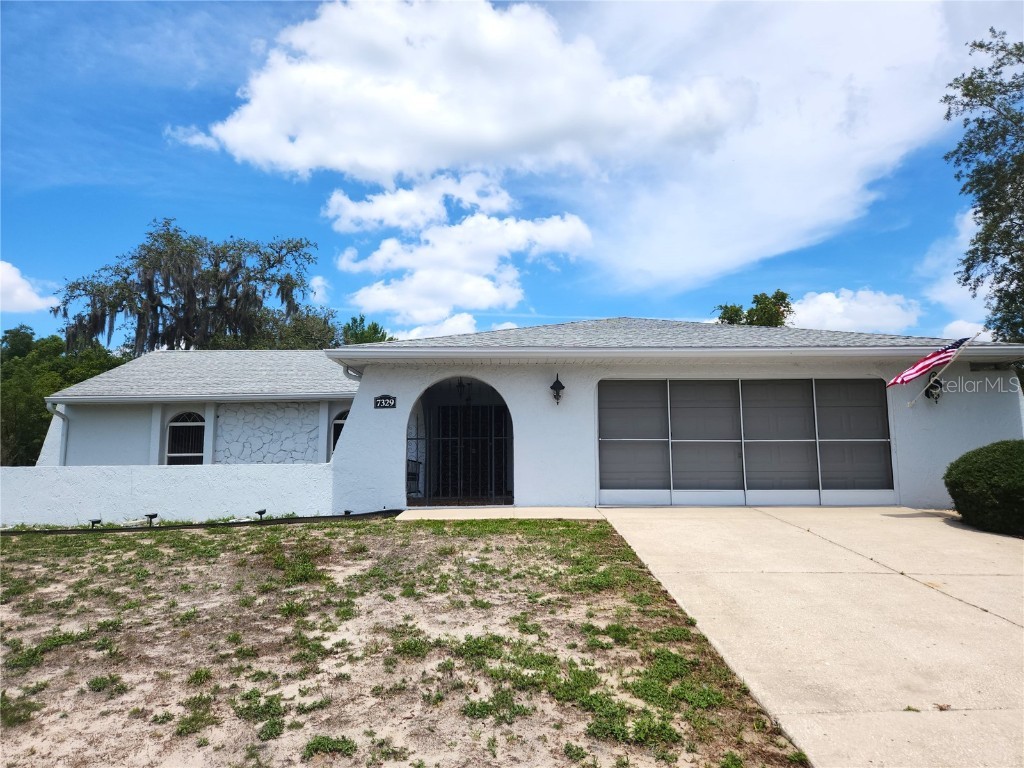 7329 Edinburgh Way Weeki Wachee FL 34613 W7865815 image1