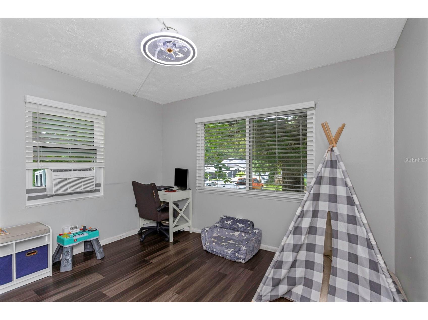 733 1/2 New Jersey Street Clearwater FL 33756 TB8302919 image38