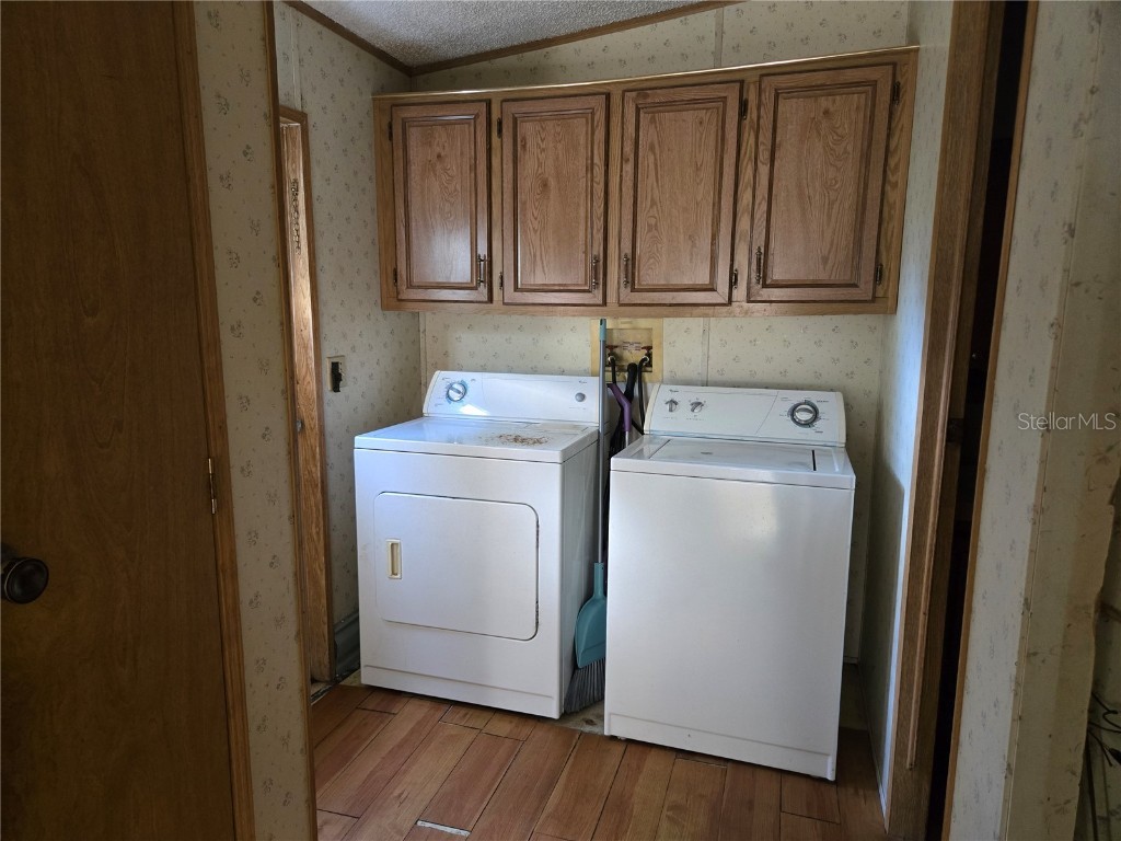 733 1st Street Polk City FL 33868 L4957507 image12