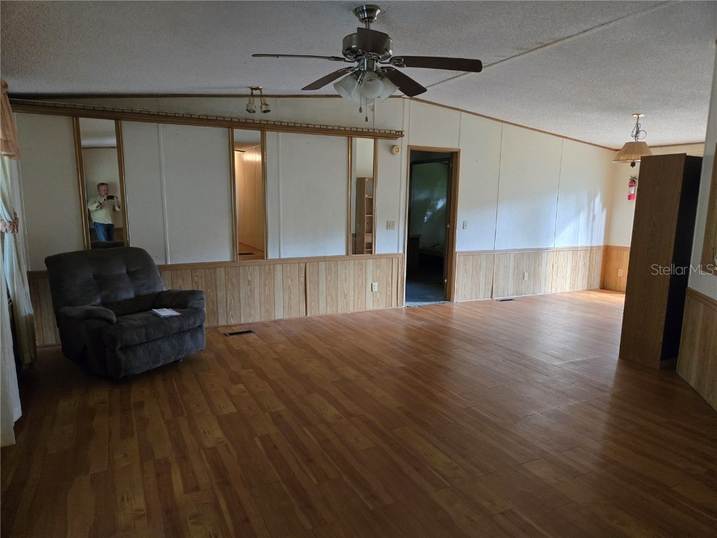 733 1st Street Polk City FL 33868 L4957507 image7