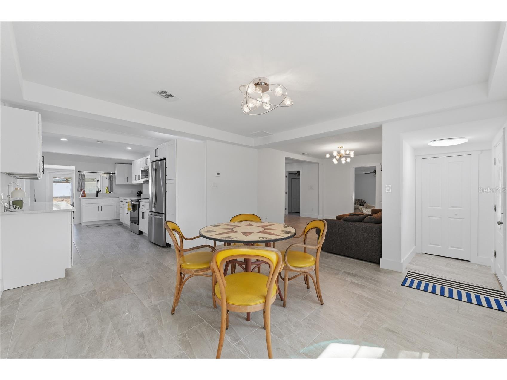 733 61st Avenue NE Saint Petersburg FL 33703 TB8483714 image10
