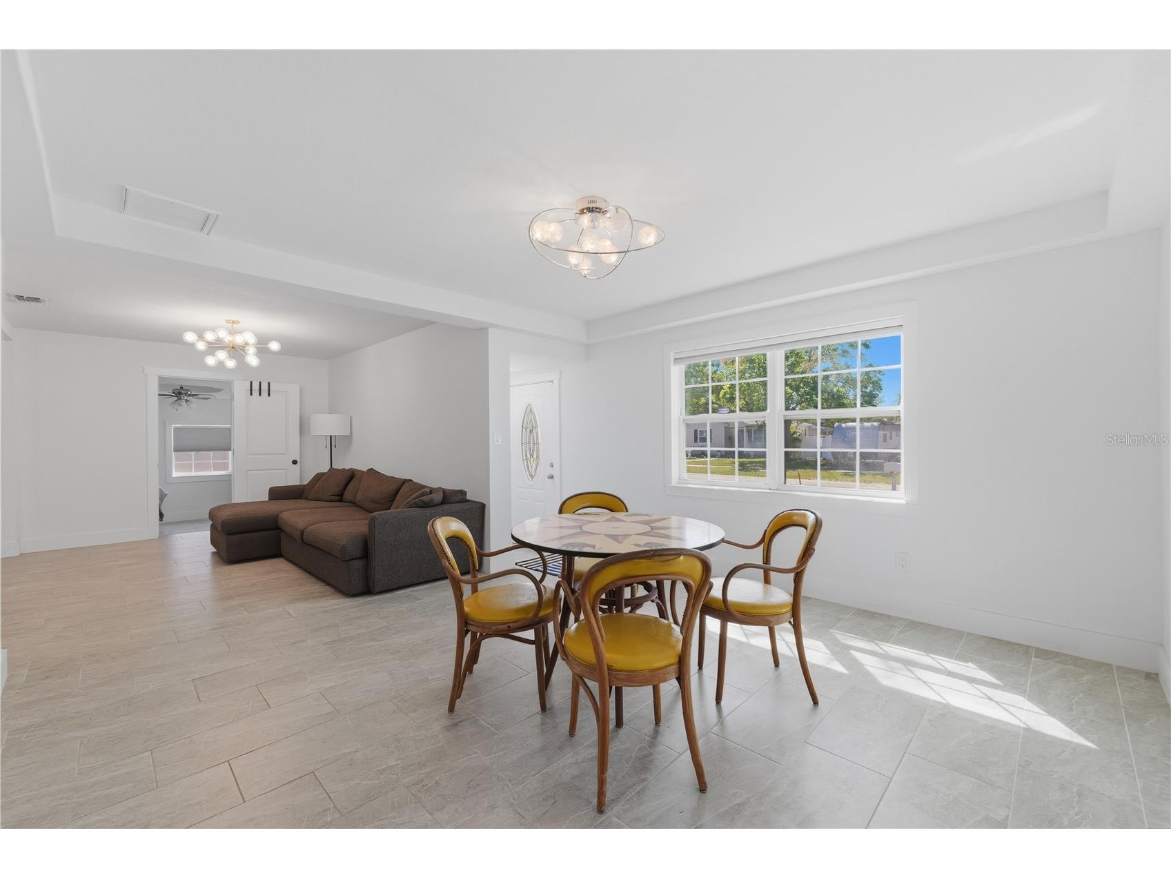 733 61st Avenue NE Saint Petersburg FL 33703 TB8483714 image11