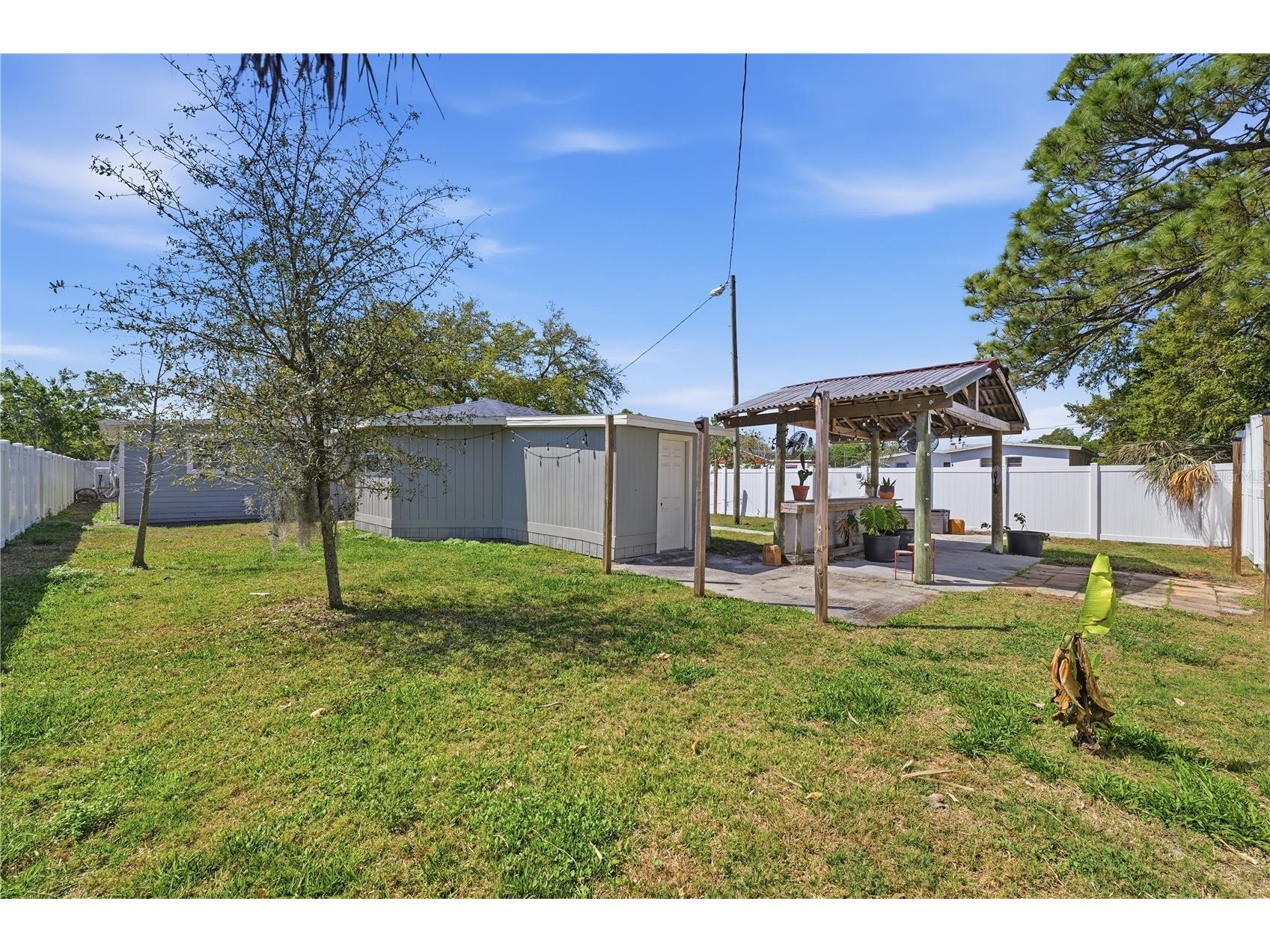733 61st Avenue NE Saint Petersburg FL 33703 TB8483714 image53
