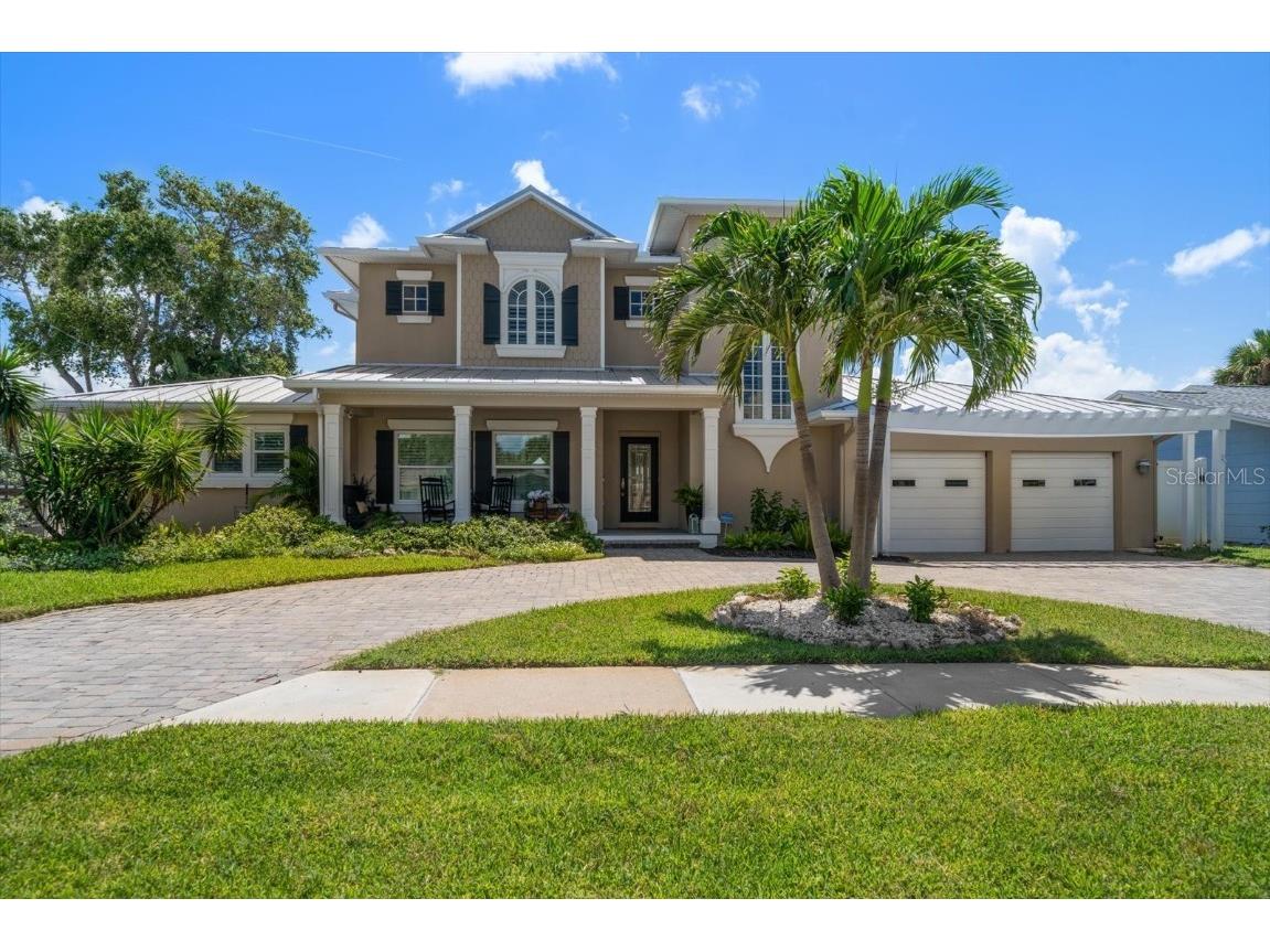 733 Bay Esplanade Clearwater Beach FL 33767 TB8413907 image1