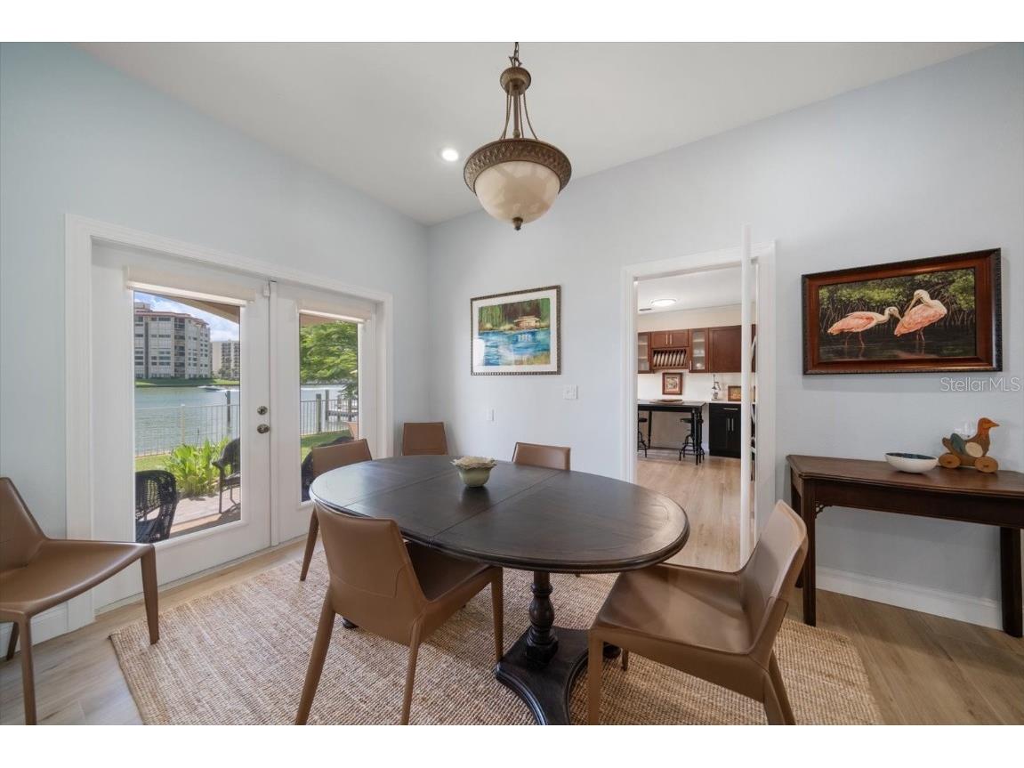 733 Bay Esplanade Clearwater Beach FL 33767 TB8413907 image23