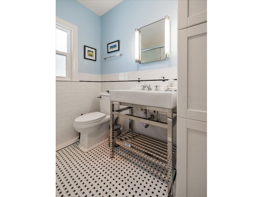 733 Bay Esplanade Clearwater Beach FL 33767 TB8413907 image29