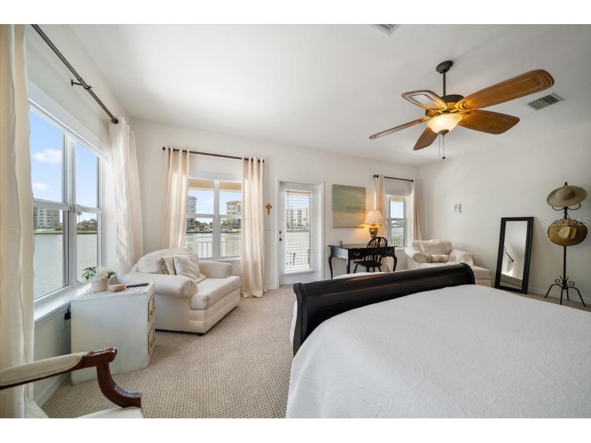 733 Bay Esplanade Clearwater Beach FL 33767 TB8413907 image50