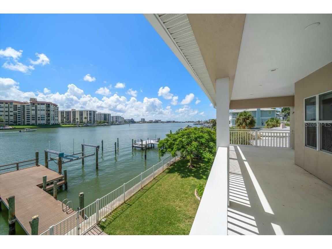 733 Bay Esplanade Clearwater Beach FL 33767 TB8413907 image57