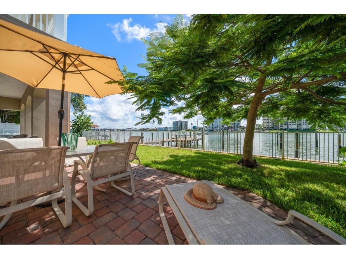 733 Bay Esplanade Clearwater Beach FL 33767 TB8413907 image75