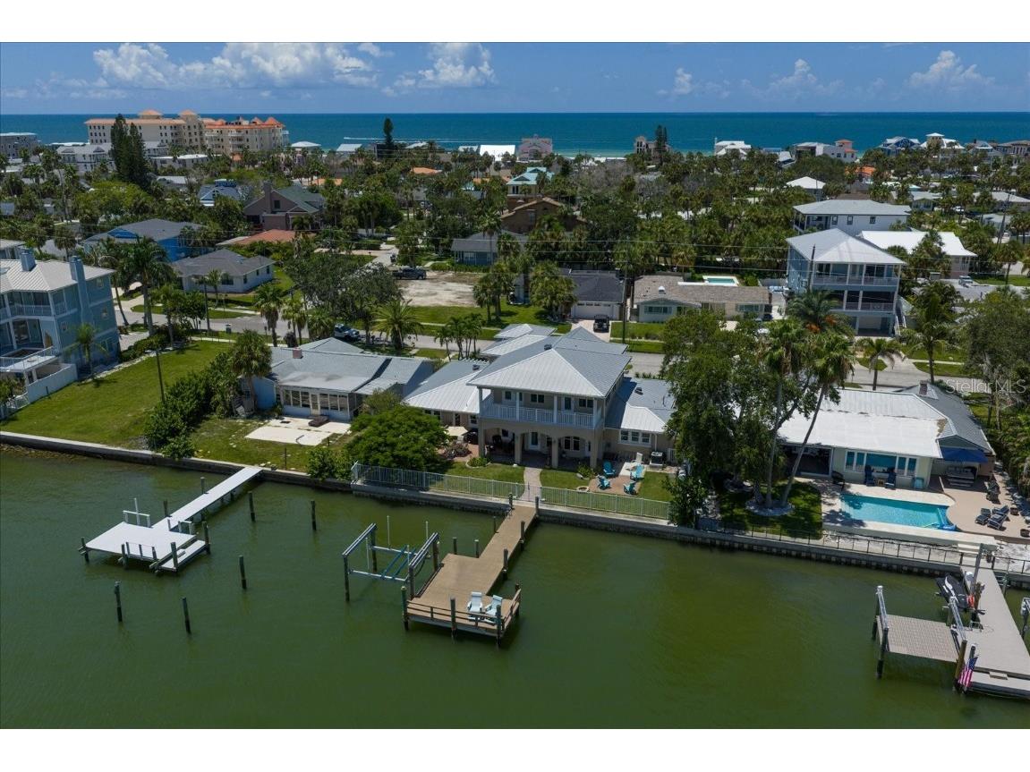 733 Bay Esplanade Clearwater Beach FL 33767 TB8413907 image91