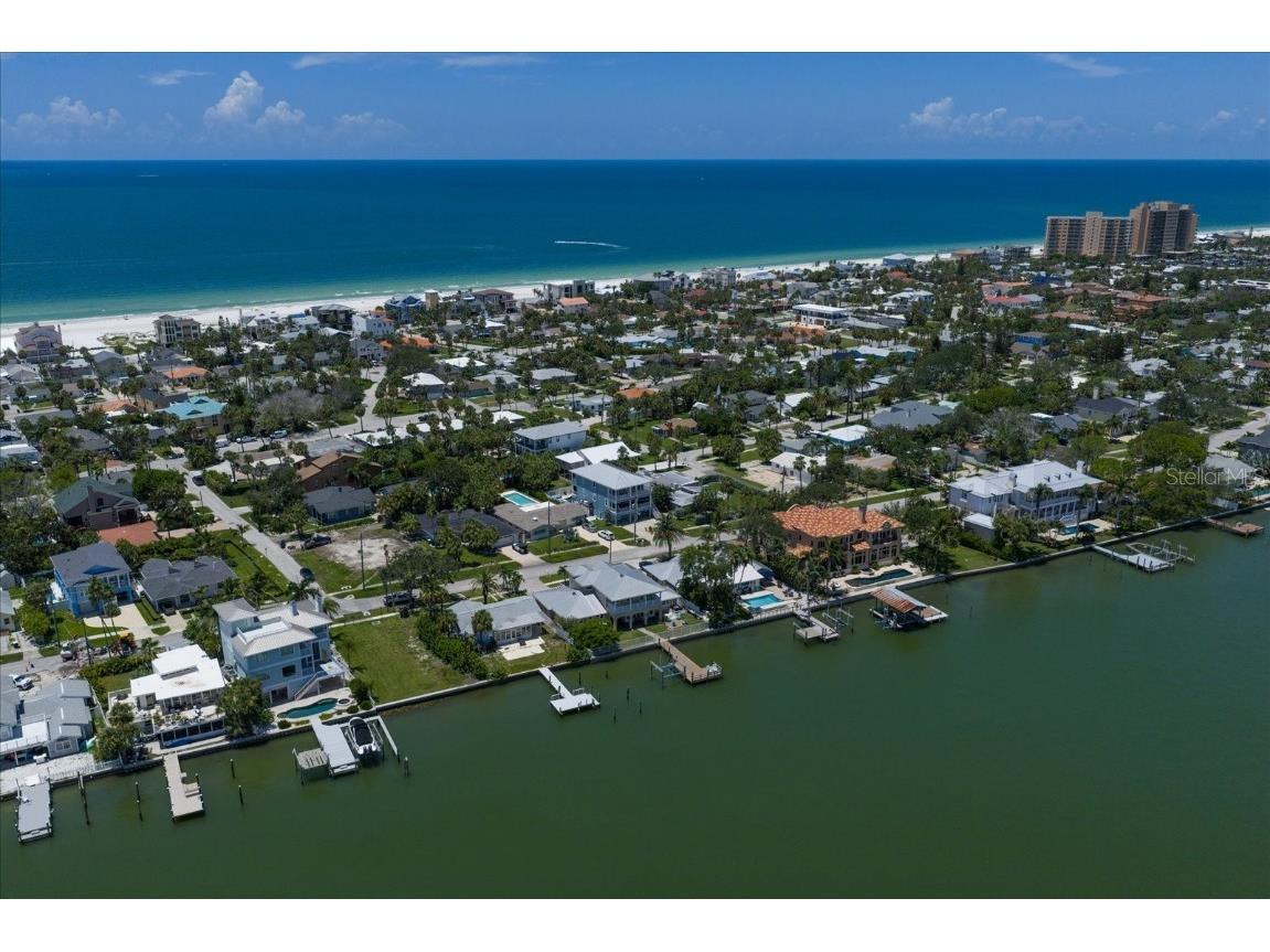 733 Bay Esplanade Clearwater Beach FL 33767 TB8413907 image92