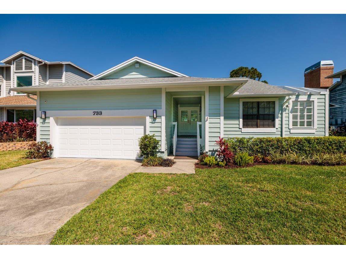 733 Captiva Court NE Saint Petersburg FL 33702 - RIVIERA BAY- TAMPA BAY TB8379630 image1