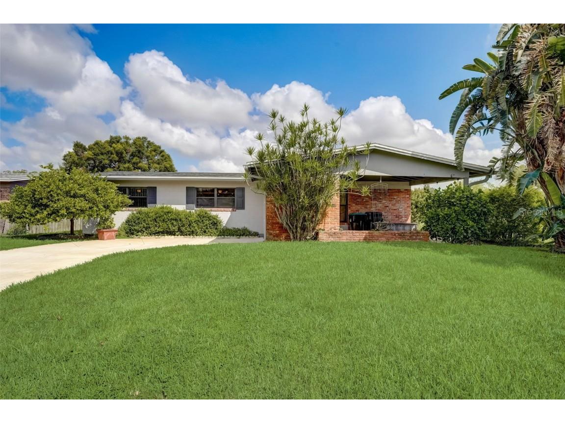 733 Evangeline Avenue Orlando FL 32809 O6147399 image1