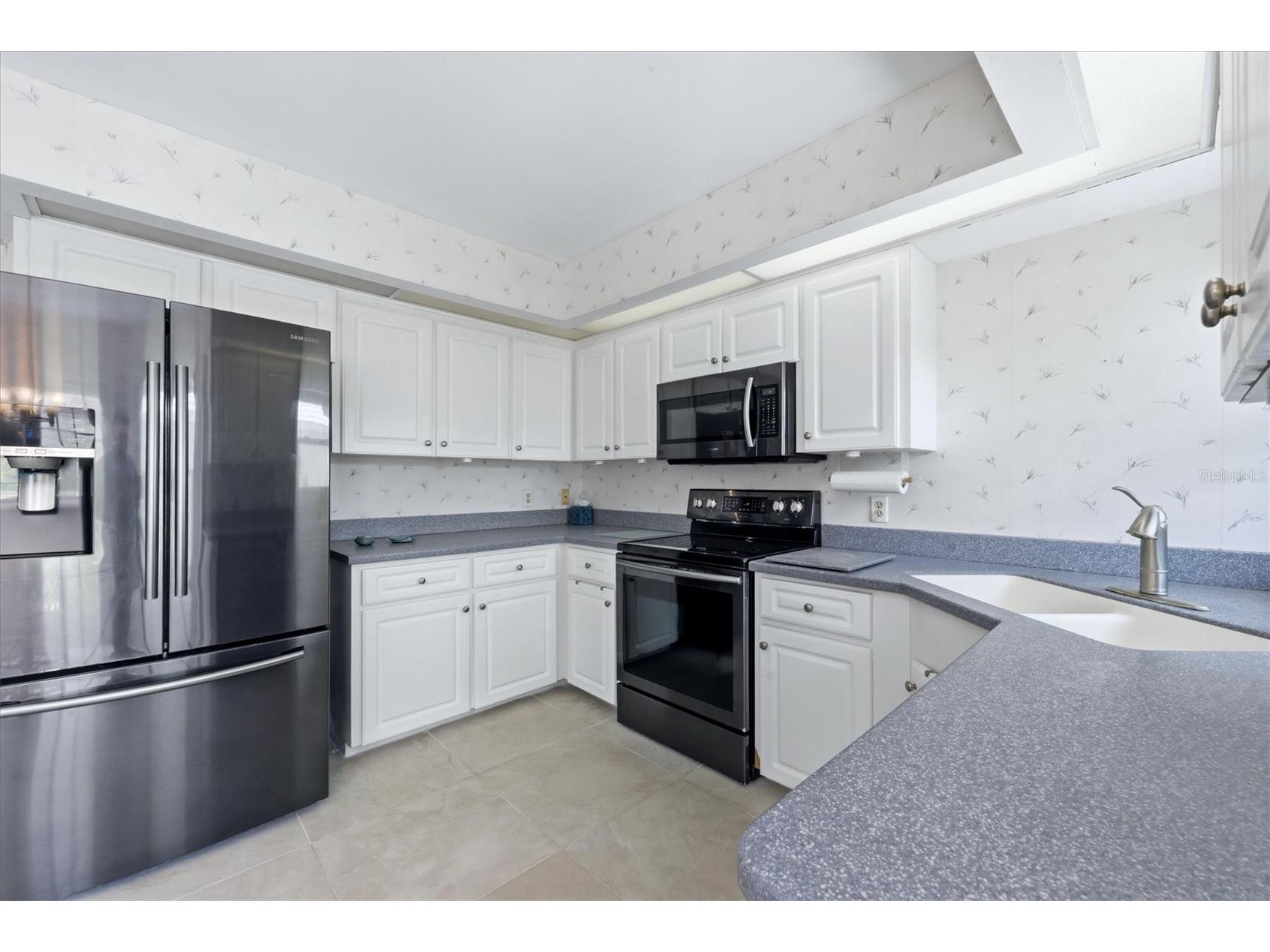 733 Harrington Lake Drive N #25 Venice FL 34293 A4690223 image11