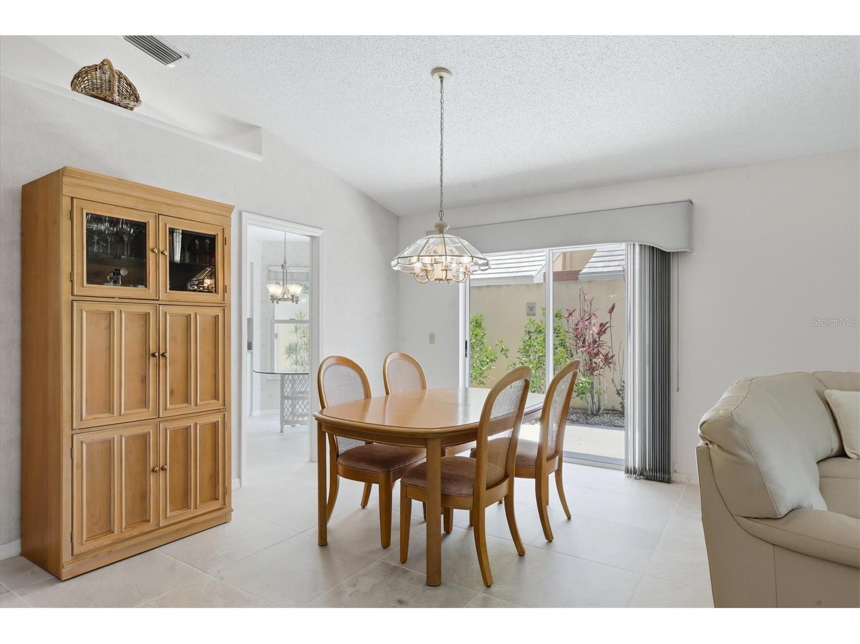 733 Harrington Lake Drive N #25 Venice FL 34293 A4690223 image8