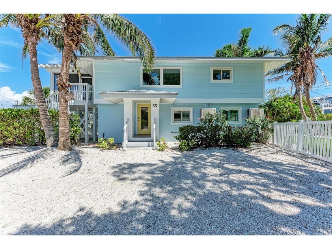 733 Holly Road Anna Maria FL 34216 A4655992 image1