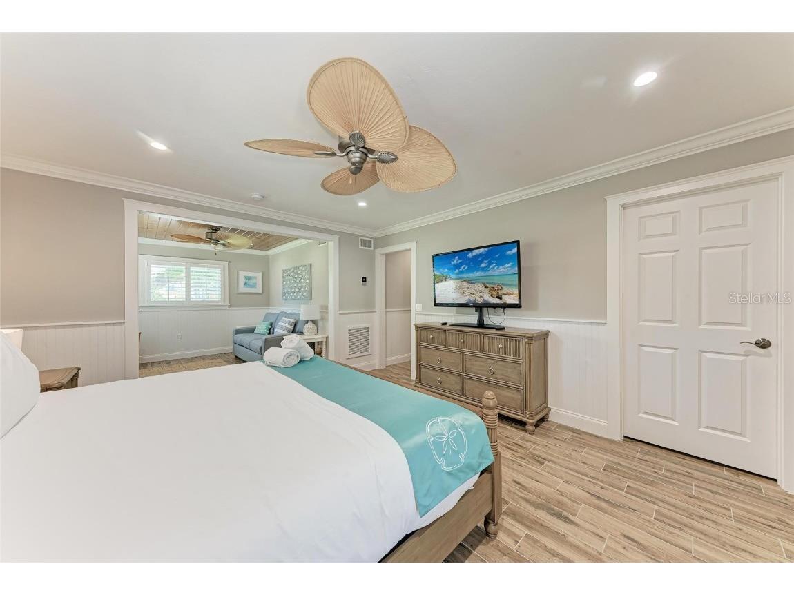 733 Holly Road Anna Maria FL 34216 A4655992 image18