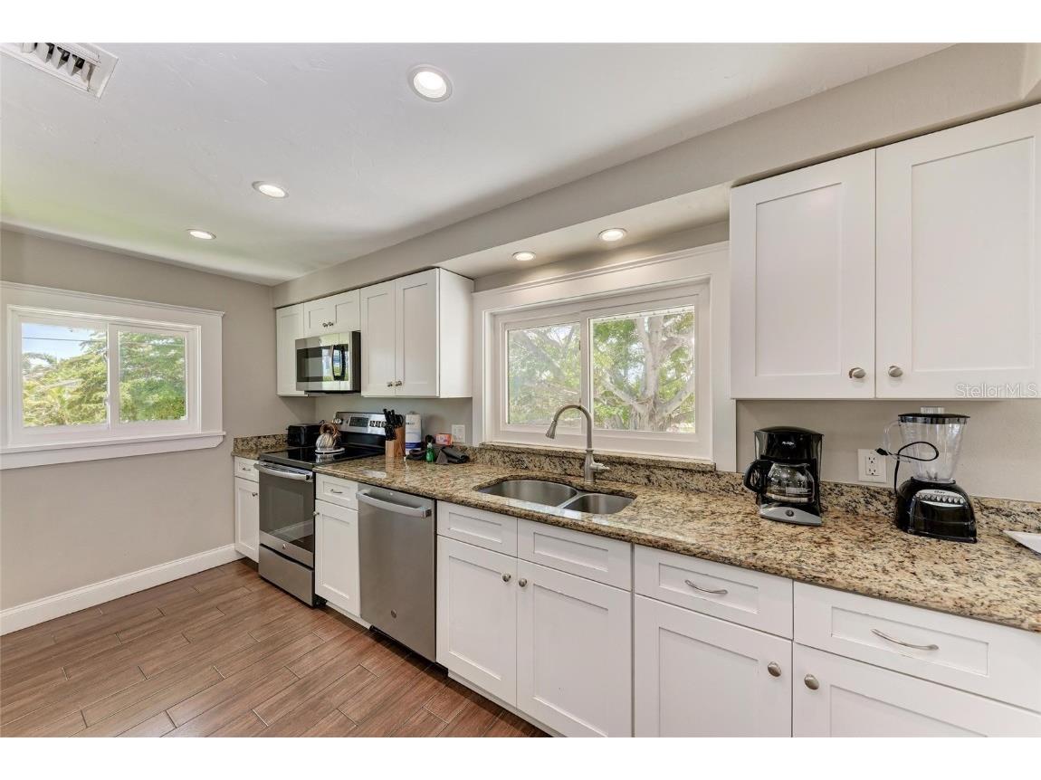 733 Holly Road Anna Maria FL 34216 A4655992 image28