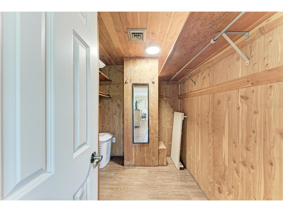 733 Holly Road Anna Maria FL 34216 A4655992 image36