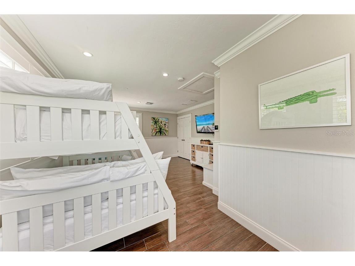 733 Holly Road Anna Maria FL 34216 A4655992 image45