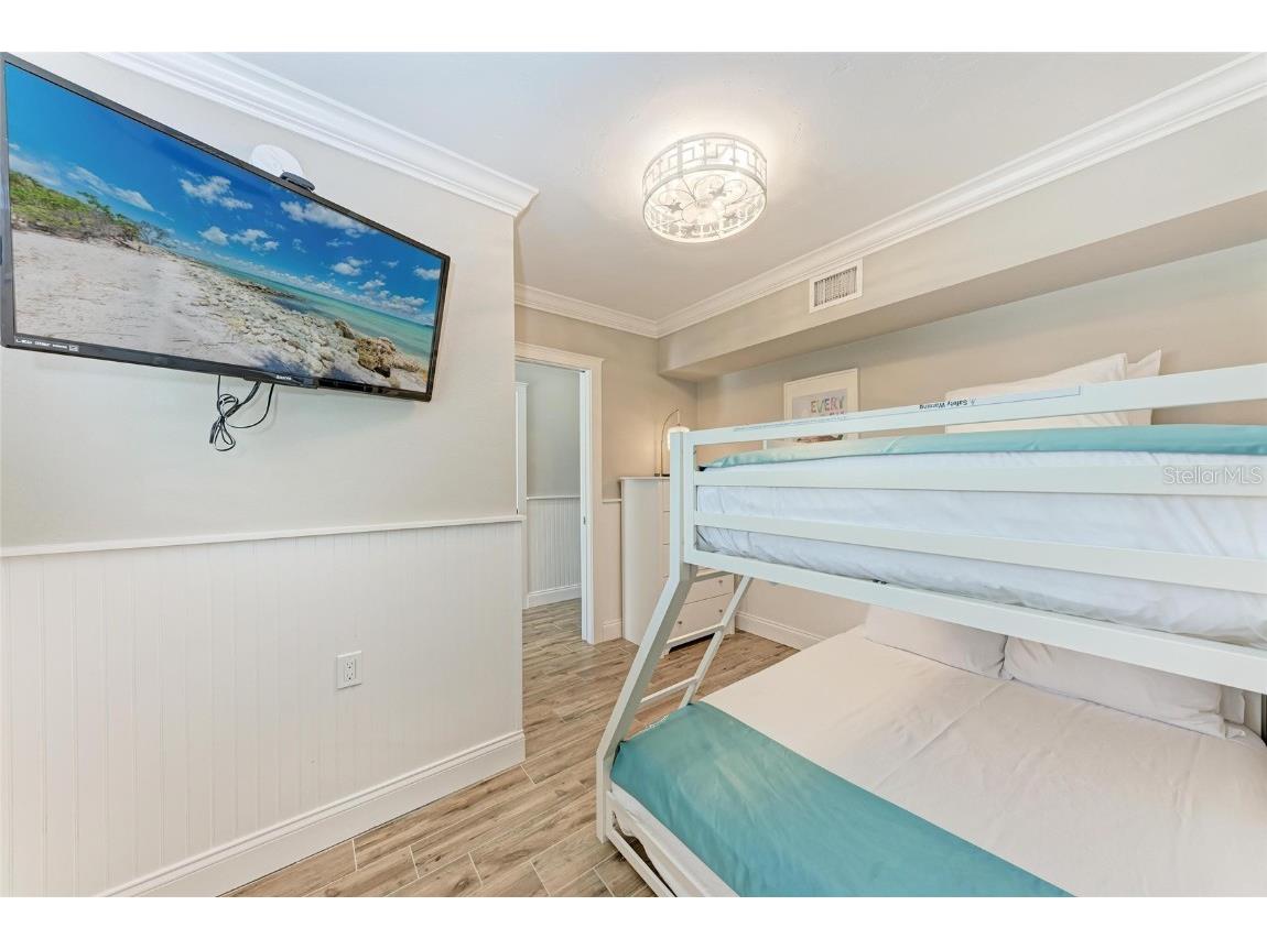 733 Holly Road Anna Maria FL 34216 A4655992 image9