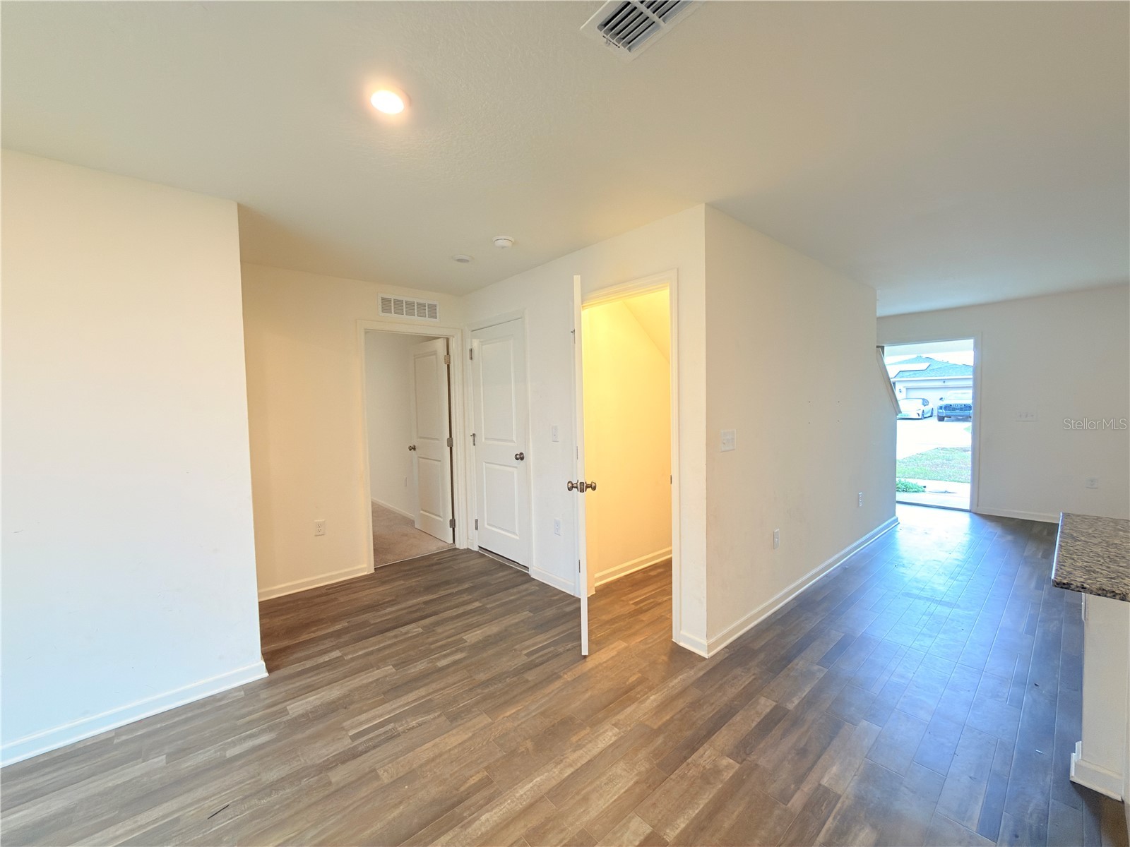 733 James Court Kissimmee FL 34759 O6404455 image16
