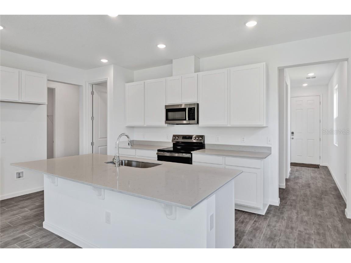 733 Lake Dell Avenue Dundee FL 33838 S5126024 image4