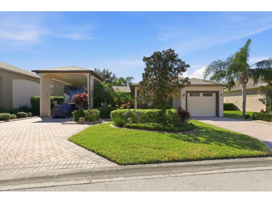 733 Meandering Way Polk City FL 33868 L4957246 image1