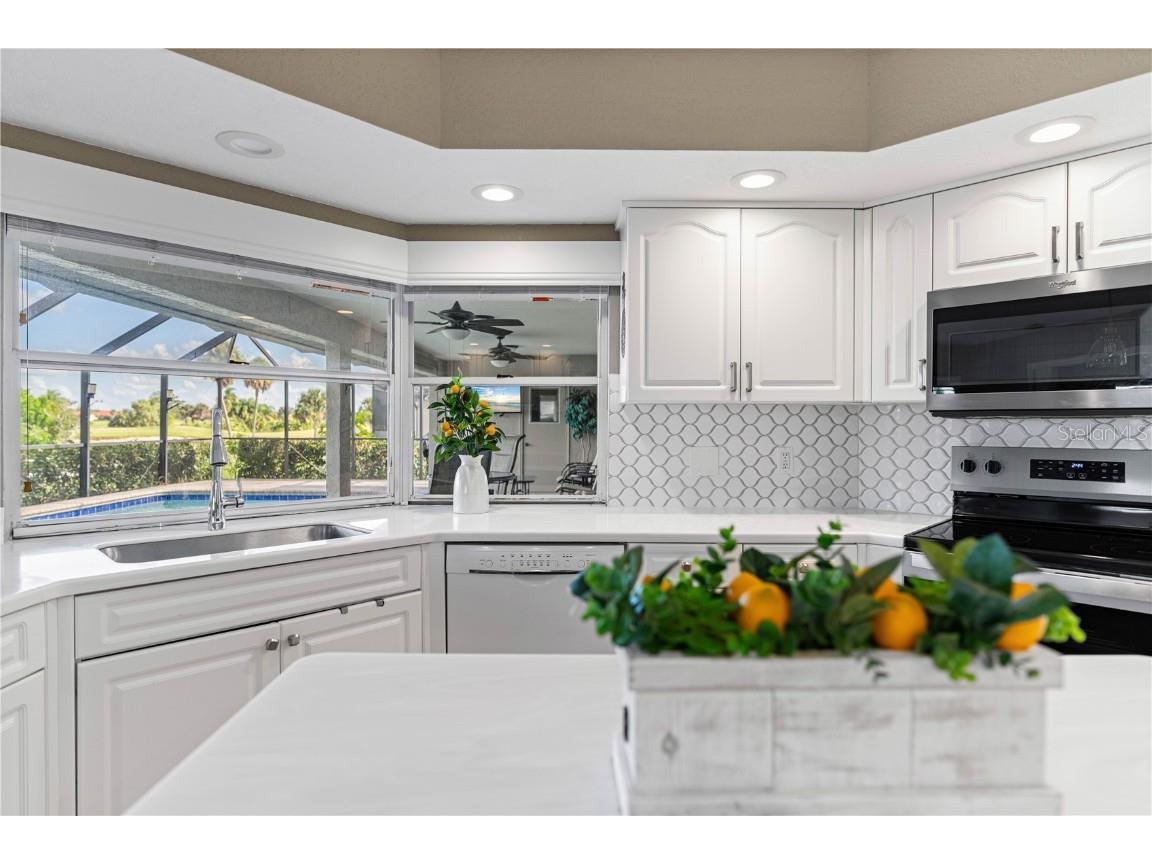 733 Monaco Drive Punta Gorda FL 33950 C7516785 image8