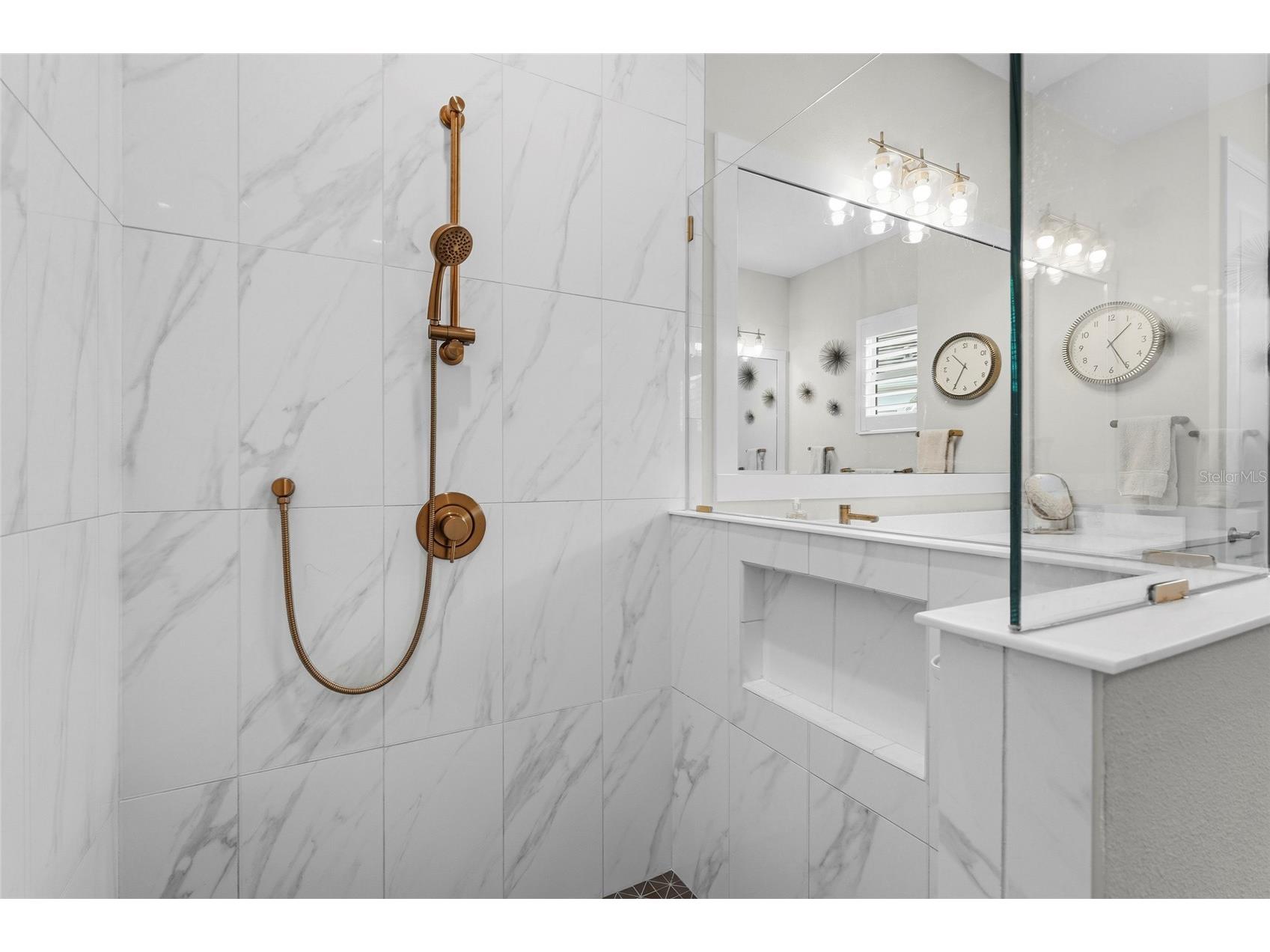 733 Tailwind Place Sarasota FL 34240 A4692495 image13