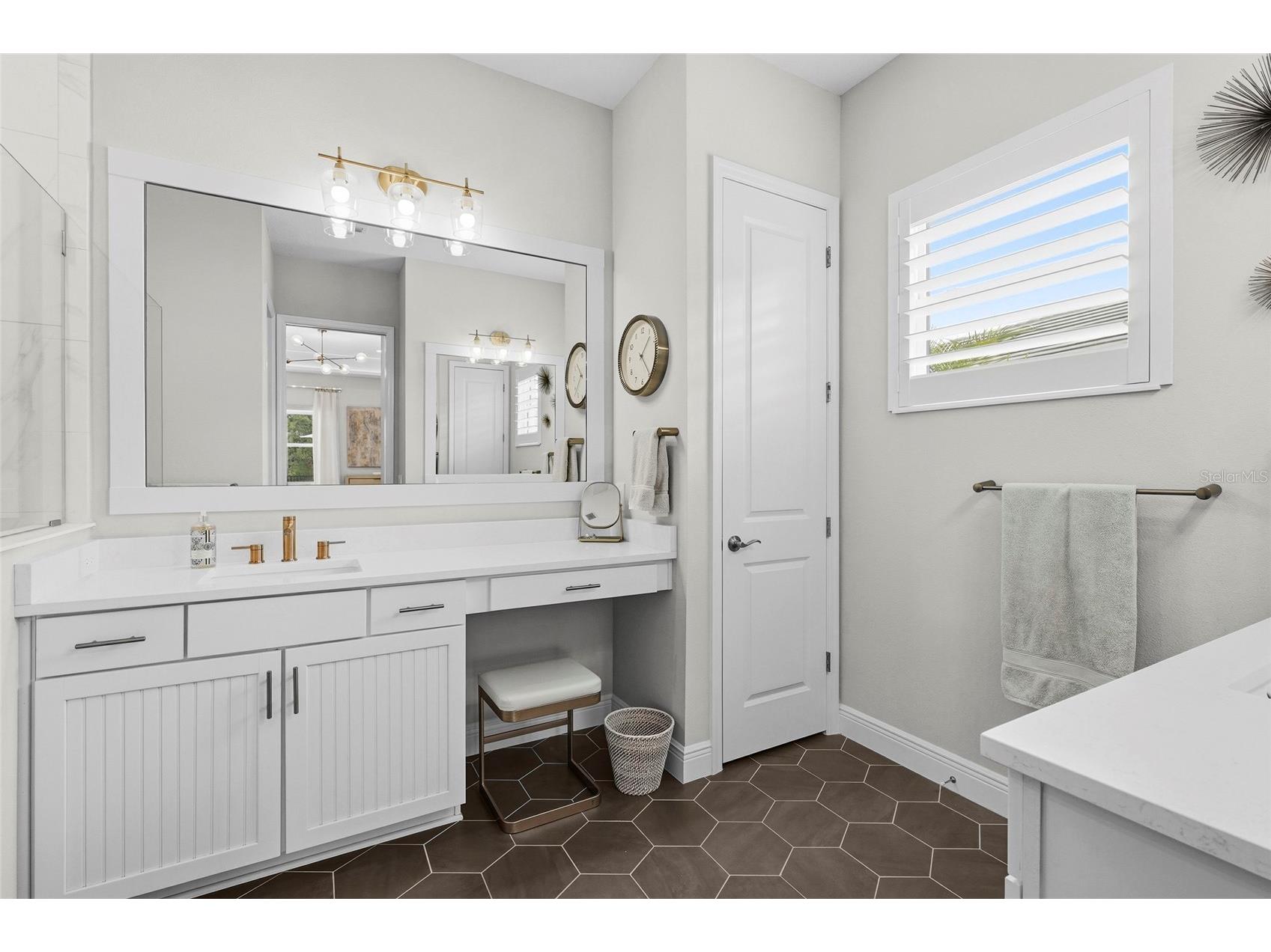 733 Tailwind Place Sarasota FL 34240 A4692495 image31