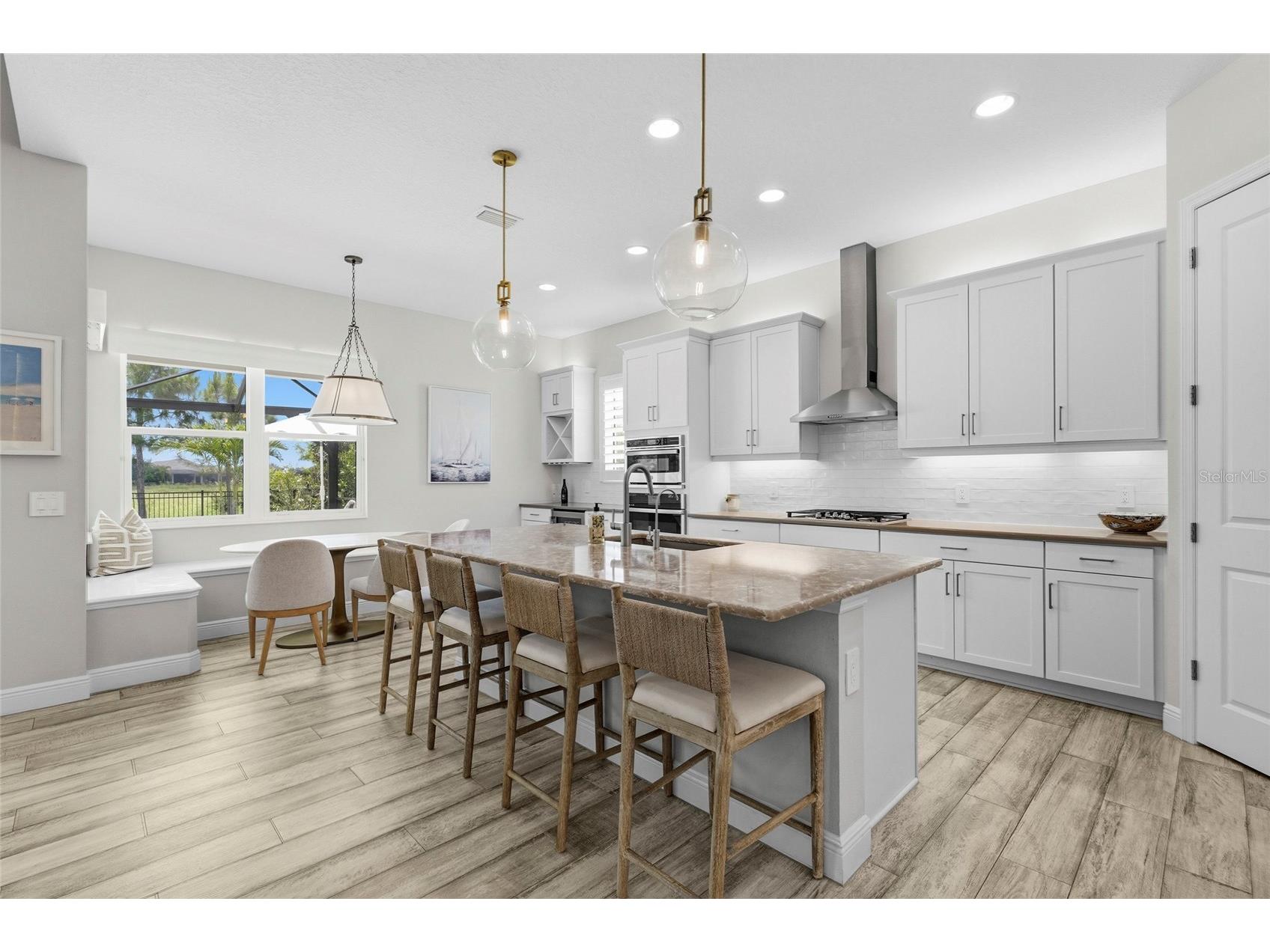 733 Tailwind Place Sarasota FL 34240 A4692495 image6