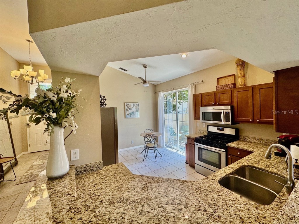 7330 Kensington Court University Park FL 34201 A4651942 image11