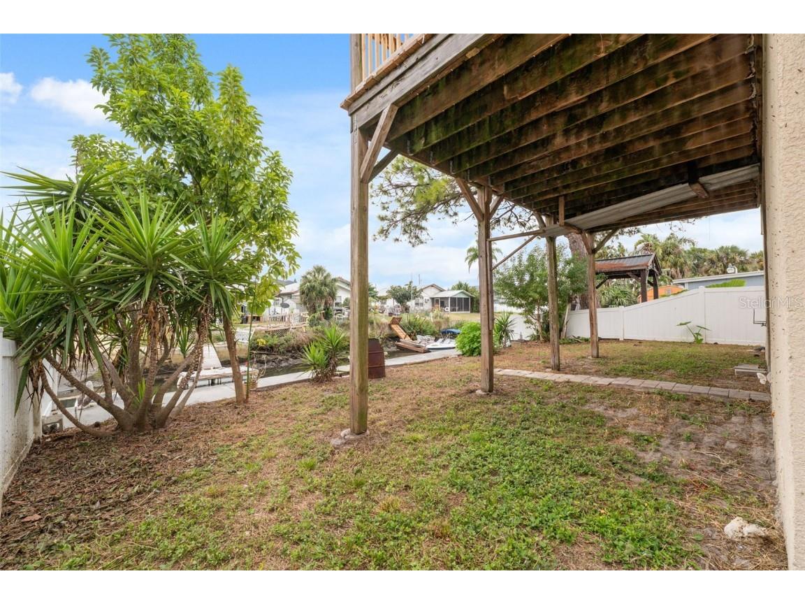 7330 New York Avenue Hudson FL 34667 W7879696 image36