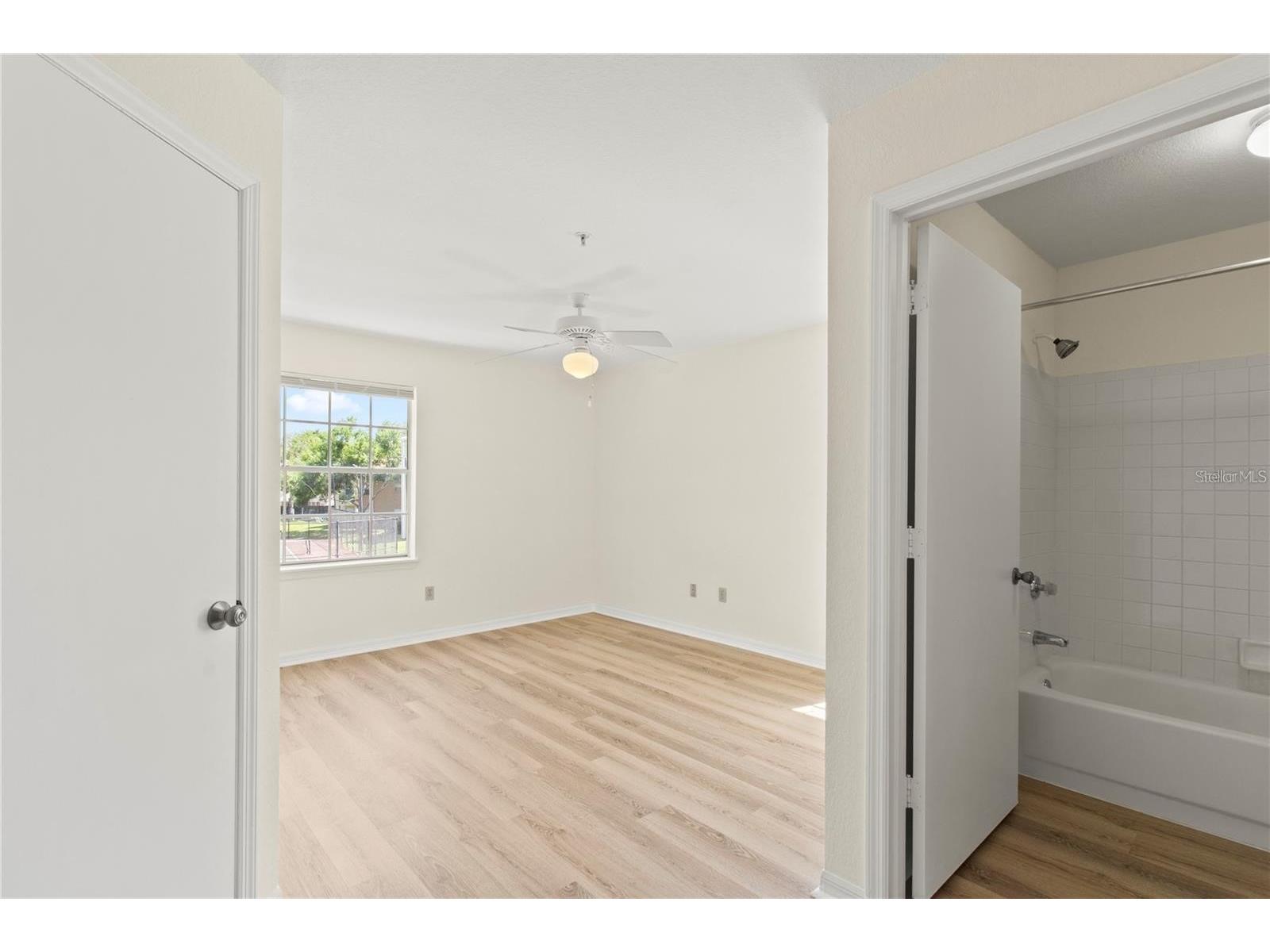 7330 Westpointe Boulevard #421 Orlando FL 32835 O6420950 image18