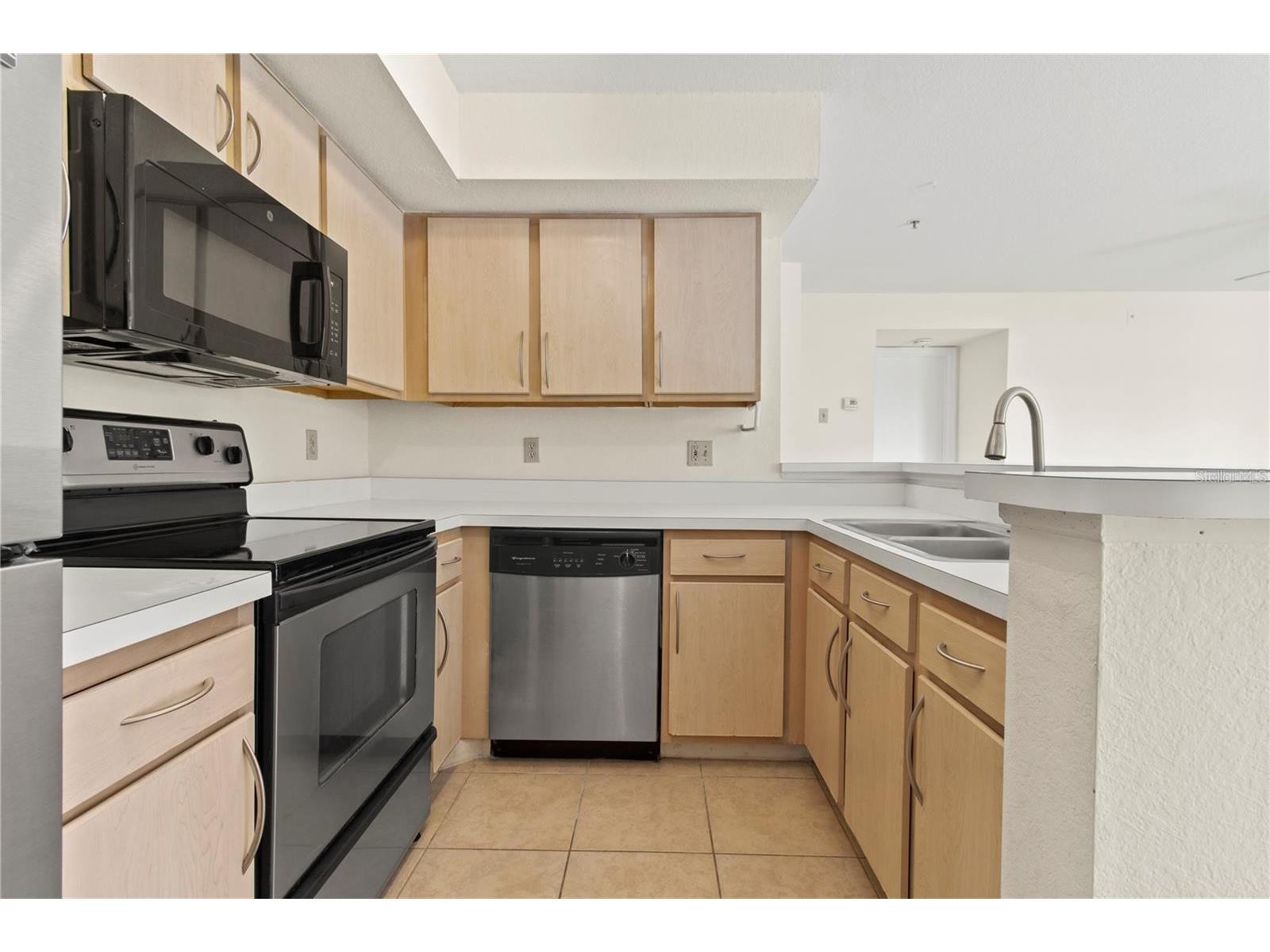 7330 Westpointe Boulevard #421 Orlando FL 32835 O6420950 image6