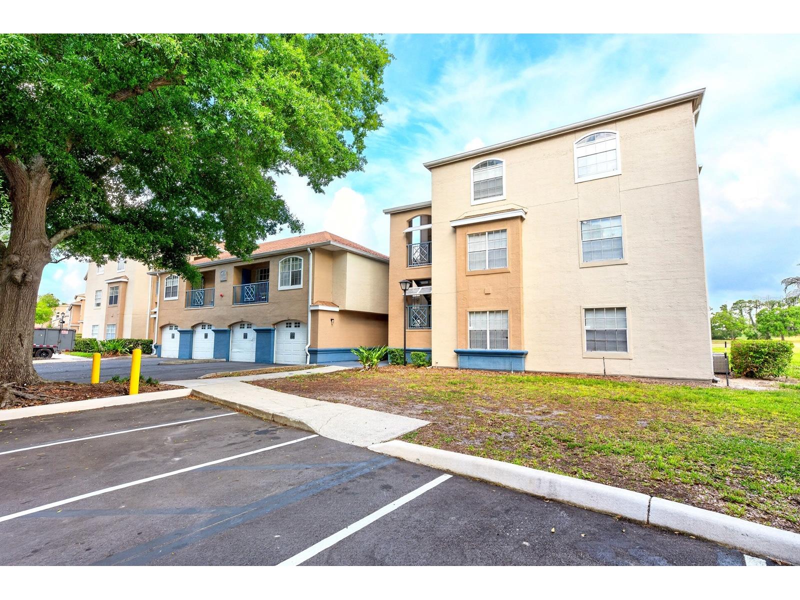 7330 Westpointe Boulevard #424 Orlando FL 32835 O6397796 image1