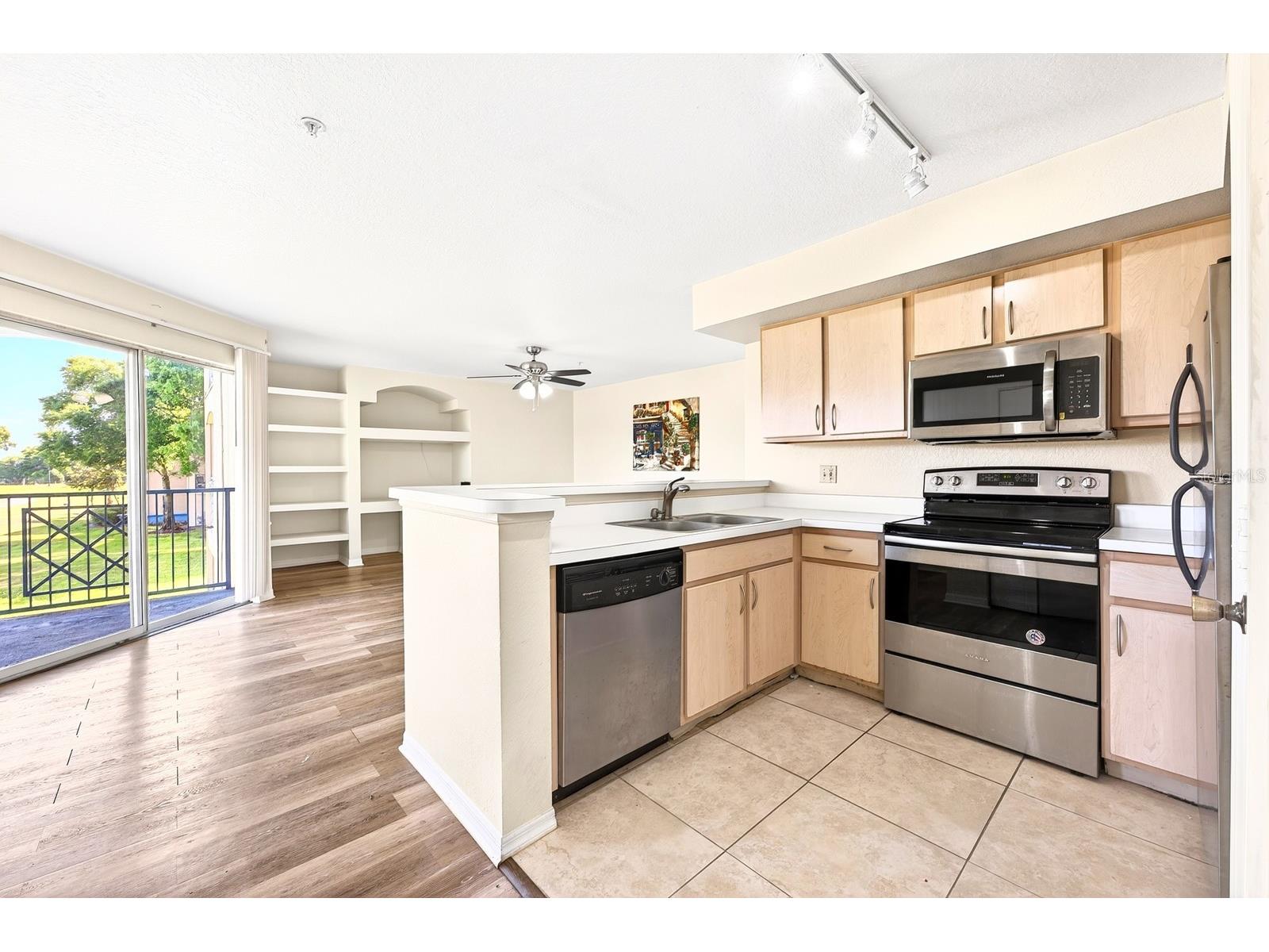 7330 Westpointe Boulevard #424 Orlando FL 32835 O6397796 image6