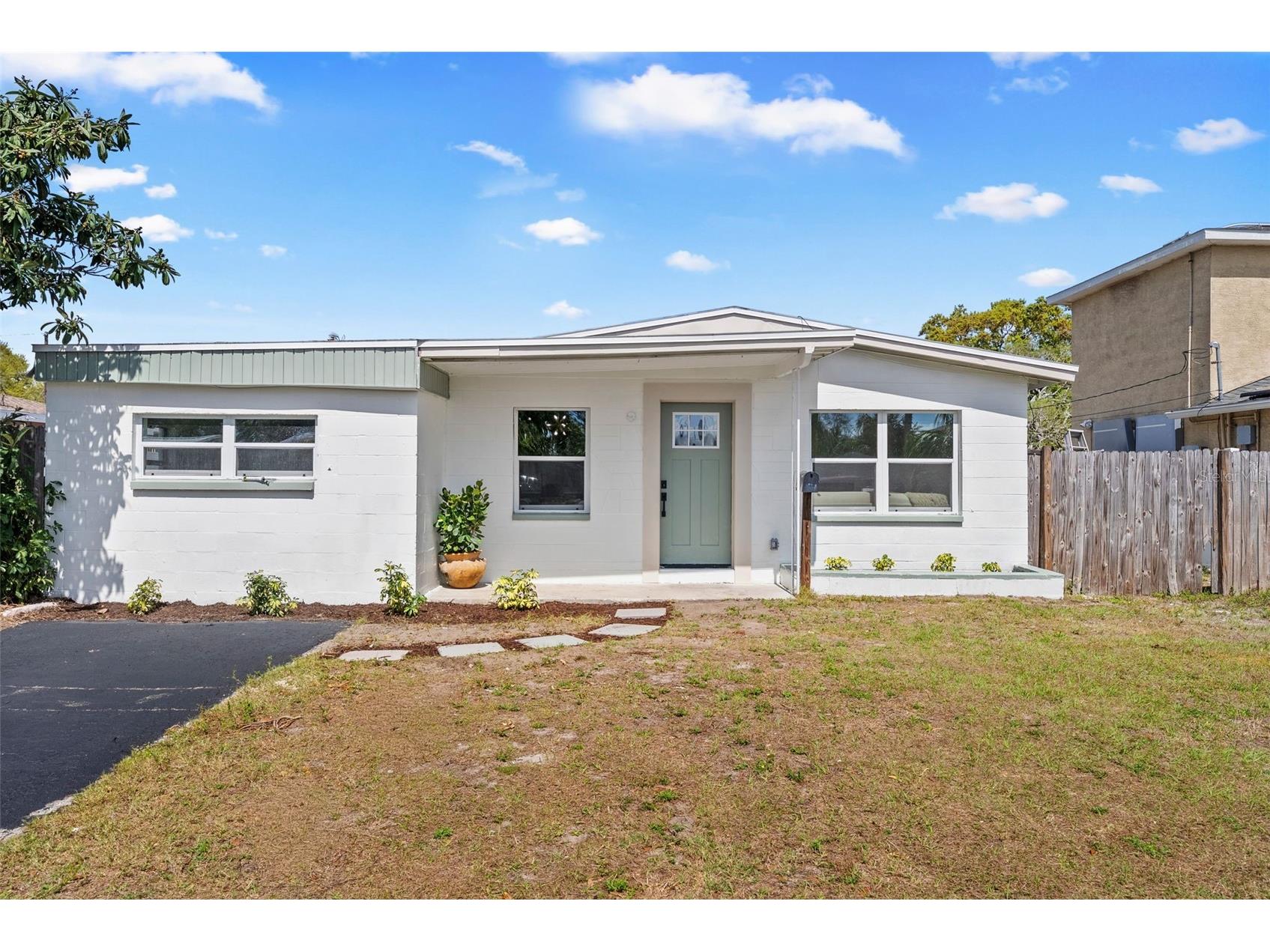 7331 36th Avenue N Saint Petersburg FL 33710 TB8484279 image1