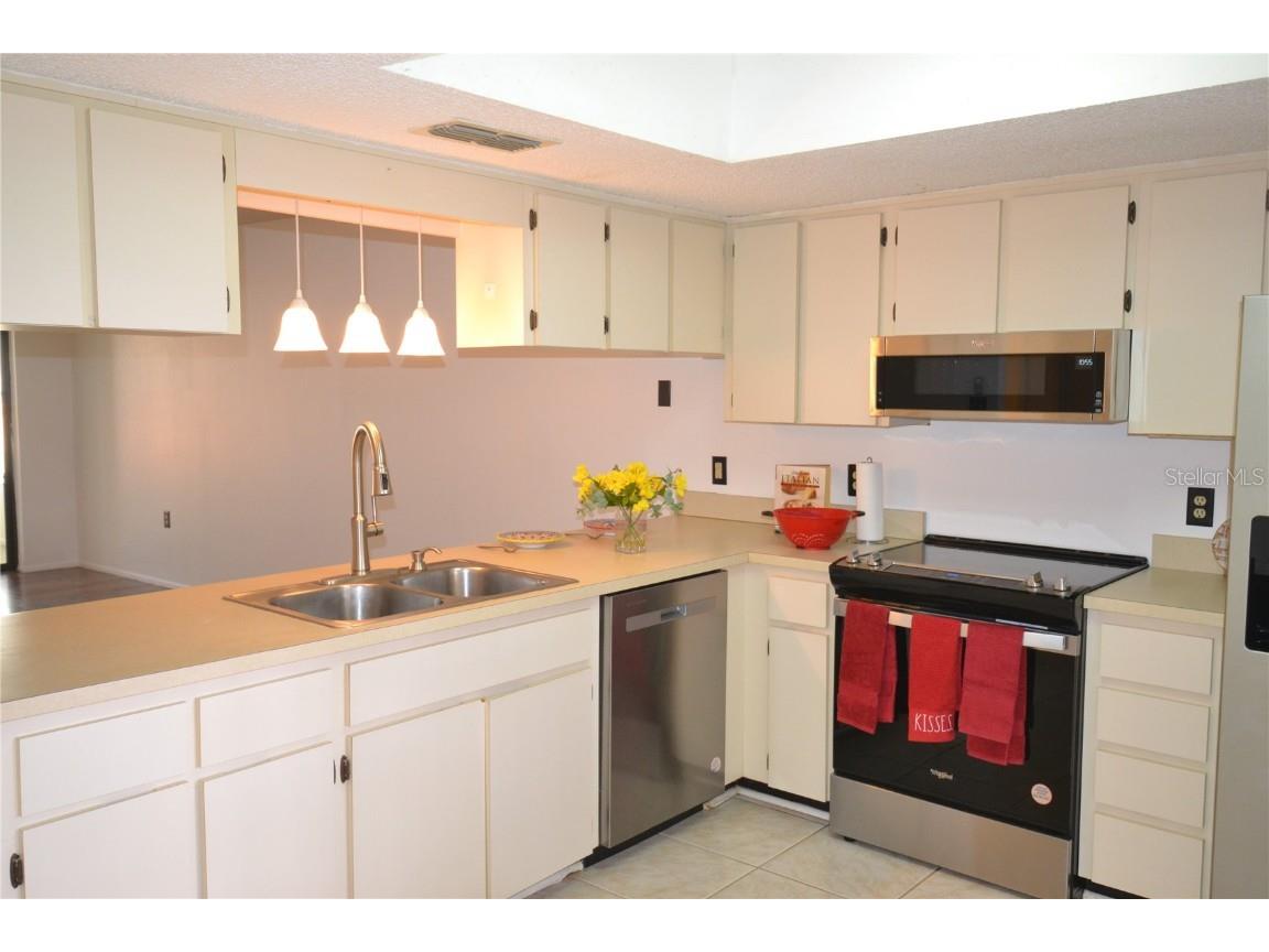 7331 Greystone Drive Hudson FL 34667 TB8428304 image2