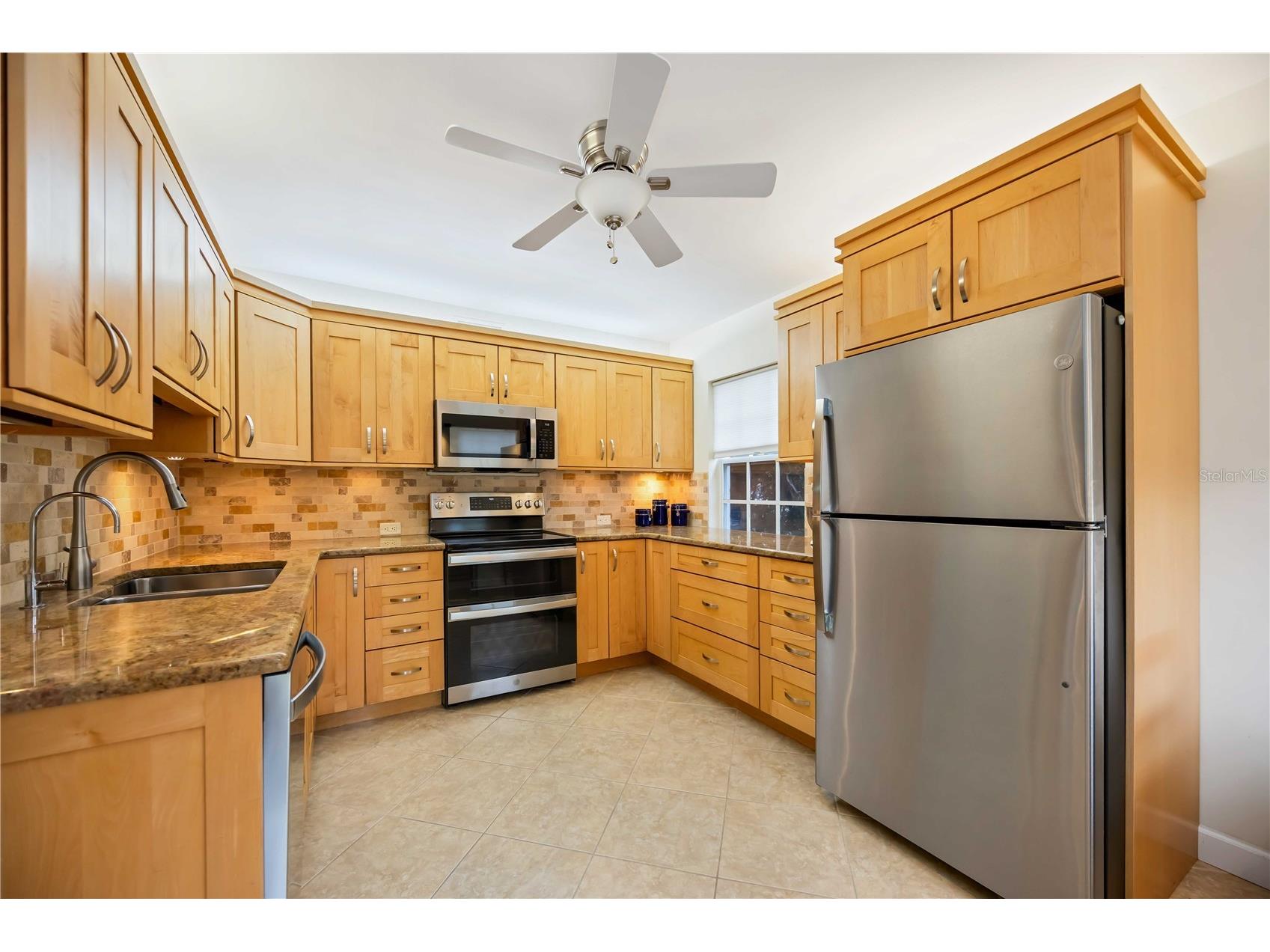 7332 Broughton Street Sarasota FL 34243 A4680663 image10