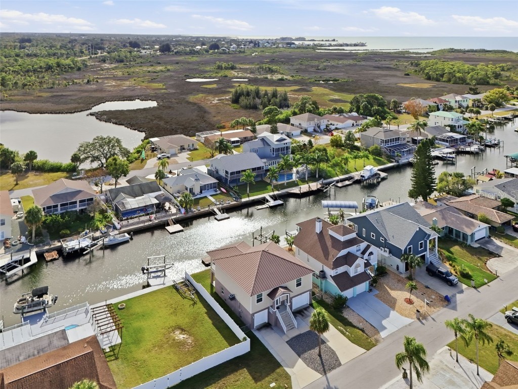 7332 Islander Lane Hudson FL 34667 - DIRECT GULF ACCESS W7881557 image2