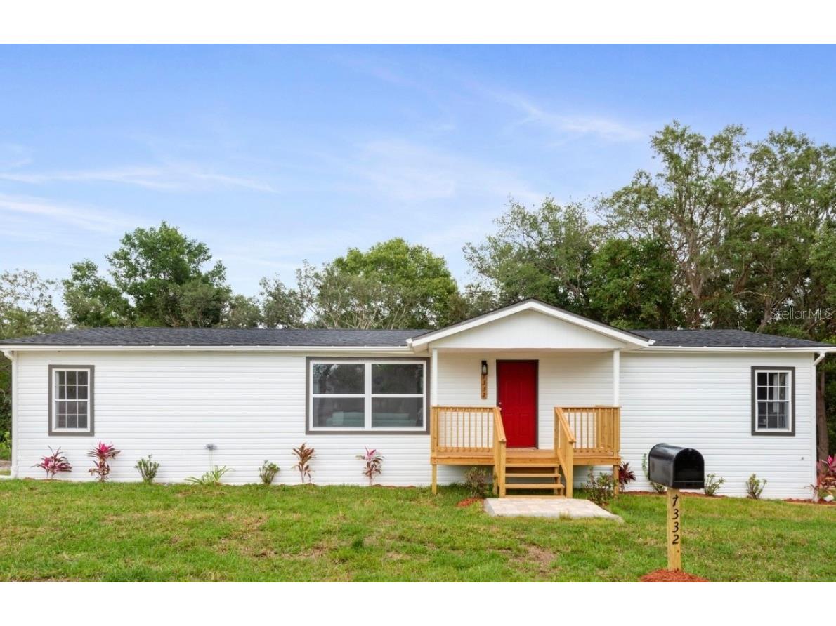 7332 Westview Court Weeki Wachee FL 34613 T3527687 image1