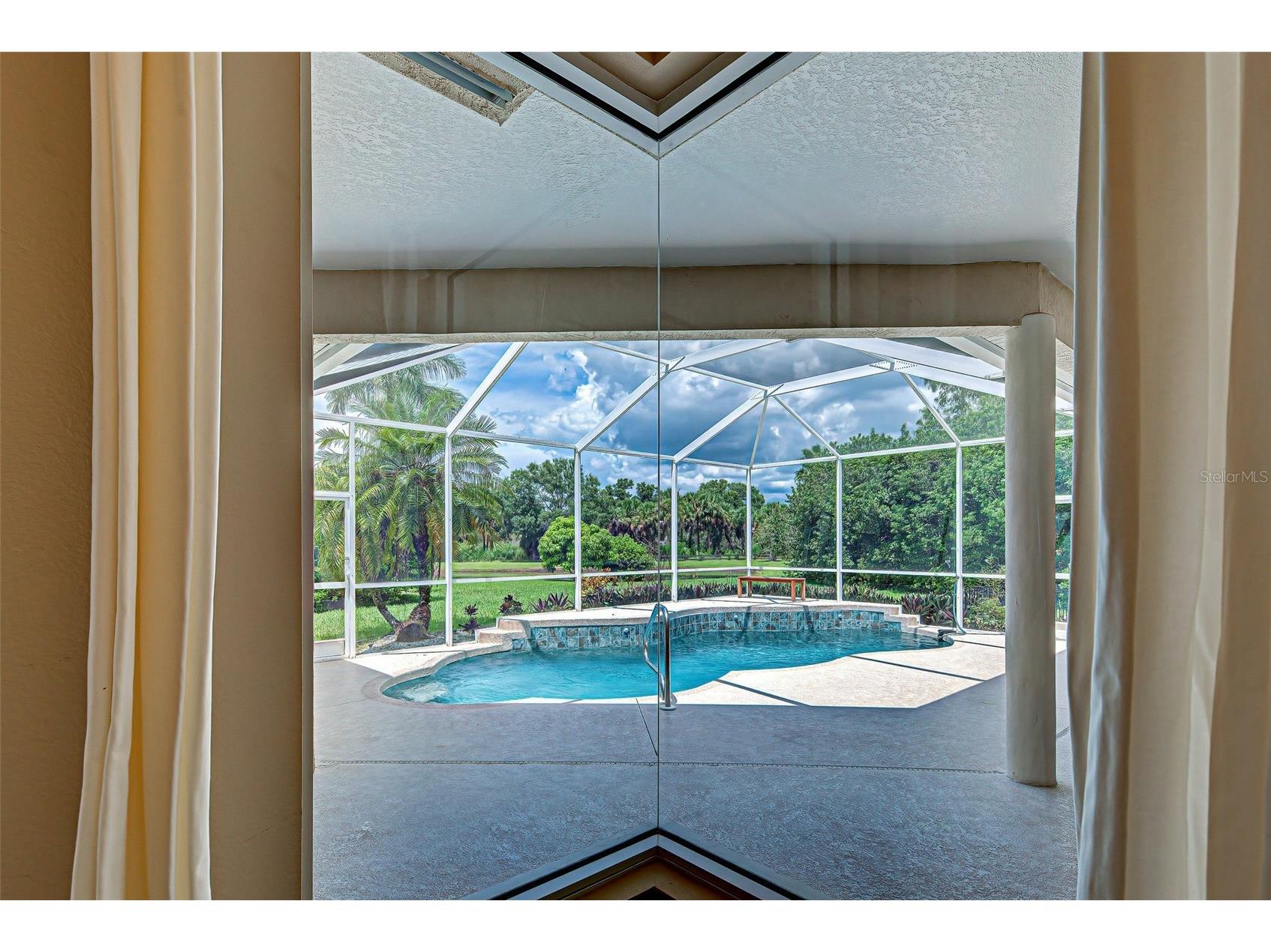 7333 Featherstone Boulevard Sarasota FL 34238 A4684732 image12