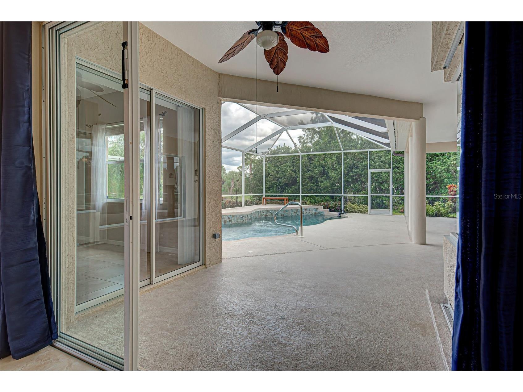 7333 Featherstone Boulevard Sarasota FL 34238 A4684732 image36