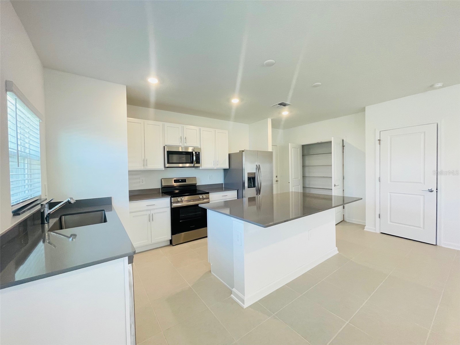 7333 Ivy Tendril Avenue Orlando FL 32829 O6400936 image8