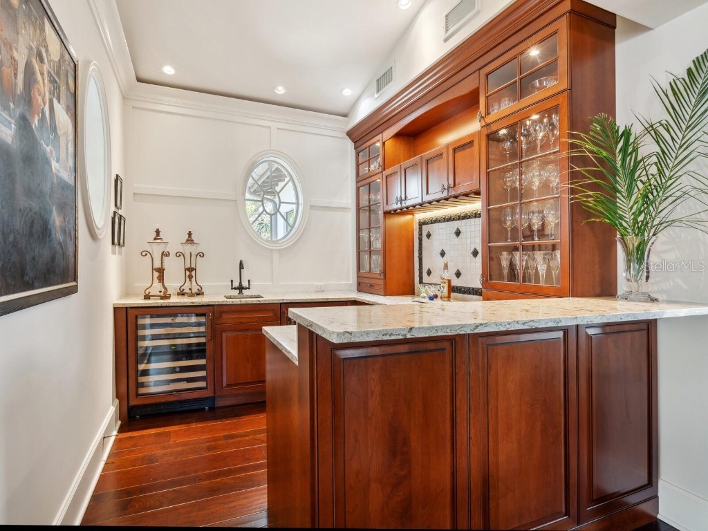 7333 Point Of Rocks Road Sarasota FL 34242 A4651061 image15